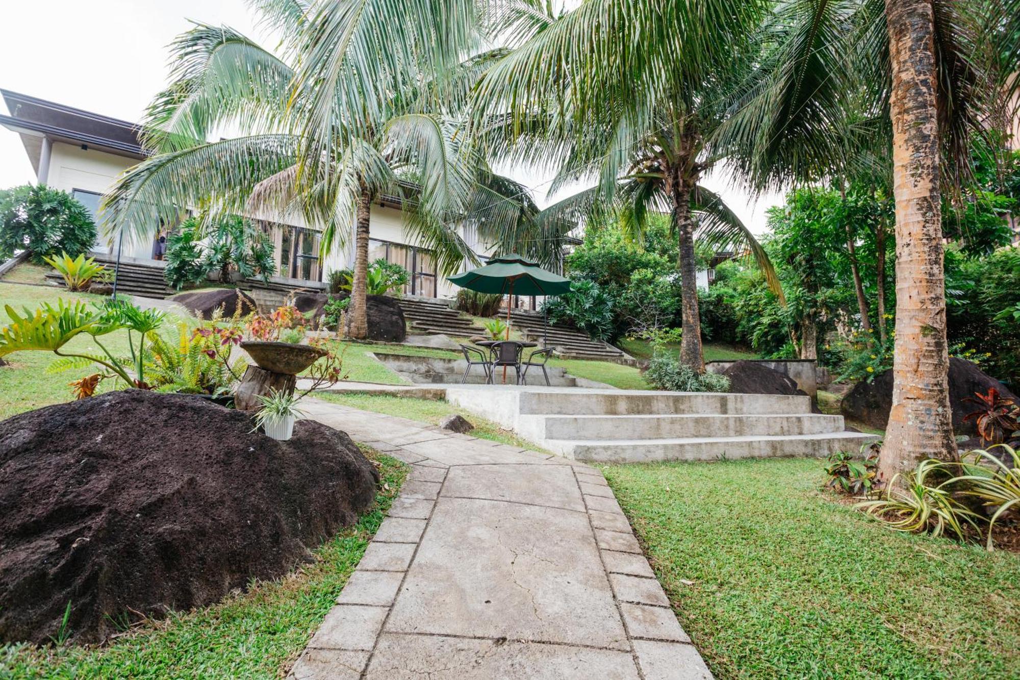 Spacio Caliraya Bed & Breakfast Lumban Eksteriør bilde