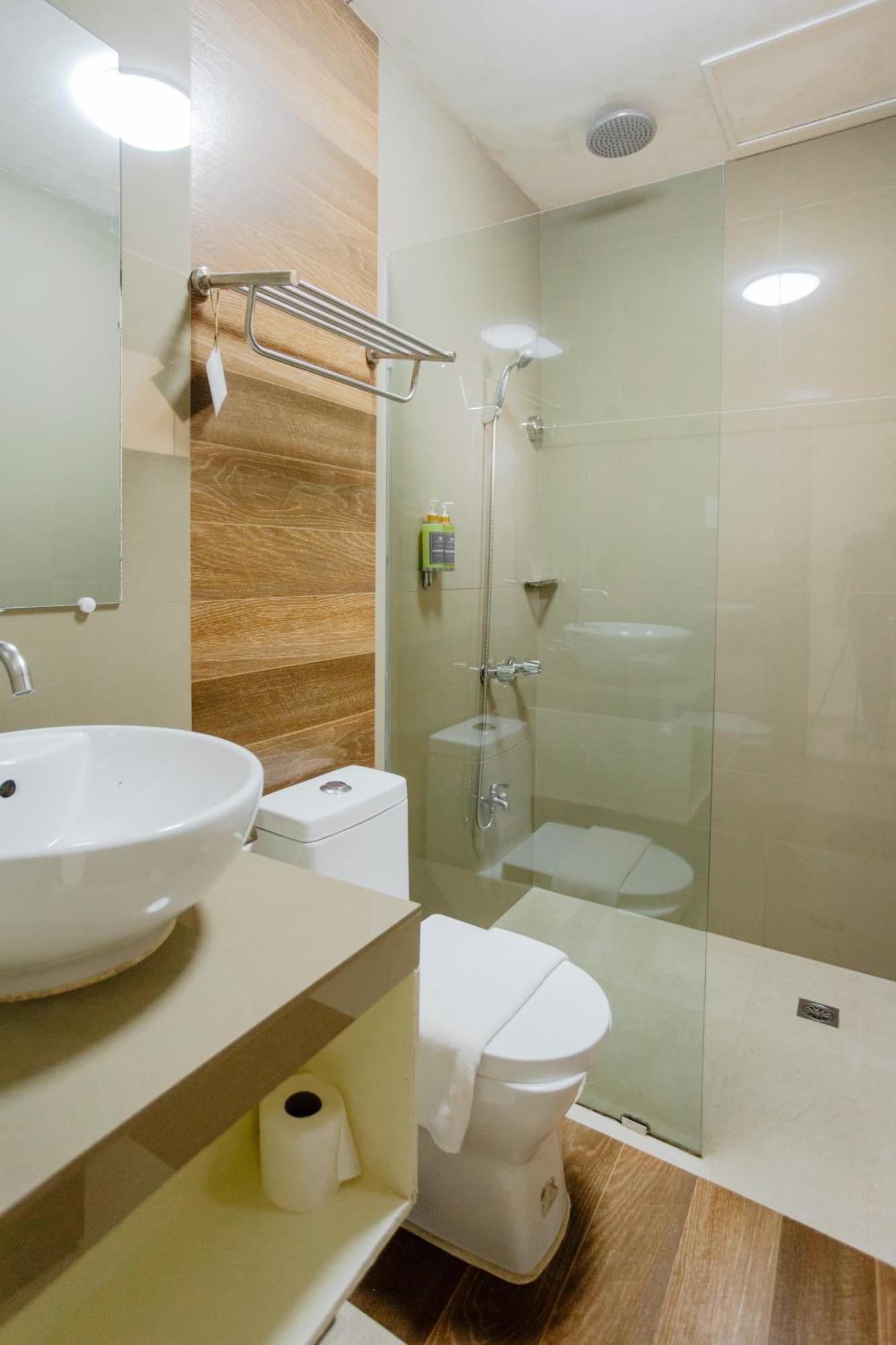 Spacio Caliraya Bed & Breakfast Lumban Eksteriør bilde