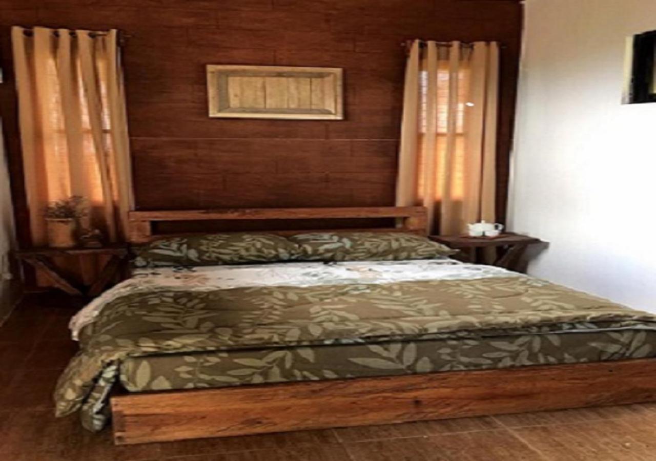 Spacio Caliraya Bed & Breakfast Lumban Eksteriør bilde